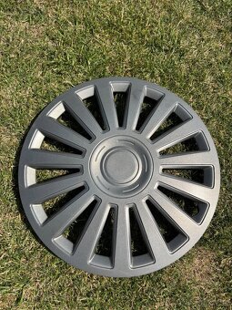 Predám zimné obutie s diskami s TPMS - 6