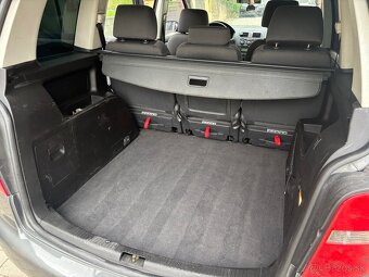 Volkswagen Touran 2.0 TDI - 6