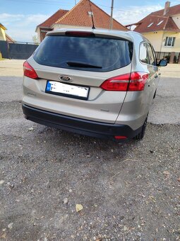 Ford Focus kombi 1.0 ecoboost - 6