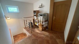NA PRENÁJOM kancelárie v RD, samostatný byt a vínna pivnic - 6