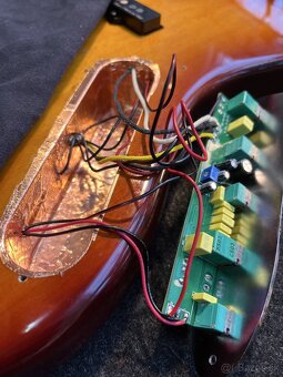 5-strunová basgitara Marcus Miller V7,Setup+Elixir - 6