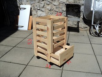 Lampa,lustre,vešiak,ohrievač,zásobník,vysávač,mikrovlnka - 6