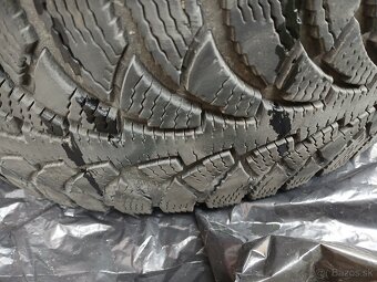 Zimné 215/60 r16 - 6