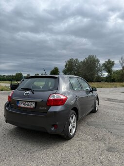 Toyota Auris 1.4 D-4D 5D L 66kw - 6