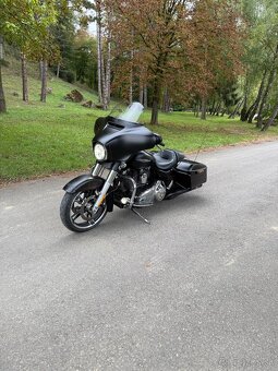Harley Davidson Street Glide - 6