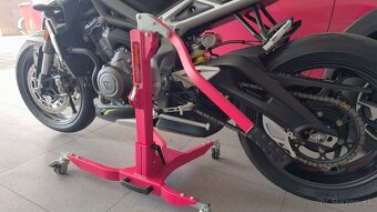 Triumph Street Triple 765 RS r. 2021 - 6
