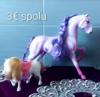 Bábiky, auto, vanička, koníky - 6