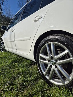 Golf 5 2.0. 125 kw GTD Sport - 6