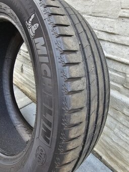 235/55 R19 - 6
