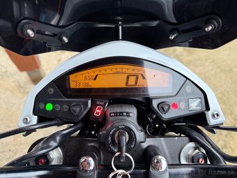 Honda Hornet Rv. 2011 75kw - 6