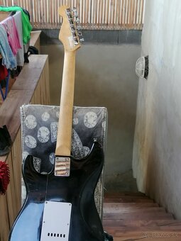 Stratocaster, CGiant - 6