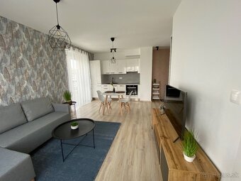 Prenájom 2-izbového bytu s parkovaním - 6