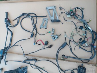 Rozpredám Yamaha xtz 750 Super Tenere - 6