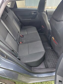 Toyota Auris 1.6 Valvematic Benzín - Plyn - 6