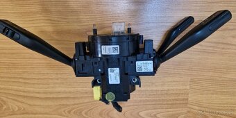 Volant s prílušenstvom na Passat B6 - 6