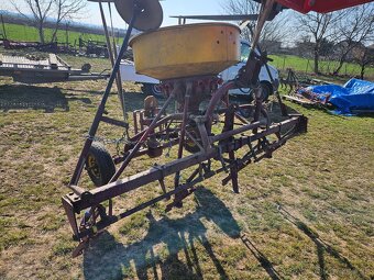 Sejačka KVERNELANDS - 6