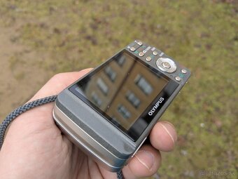 Olympus Mju Digital 600 - 6