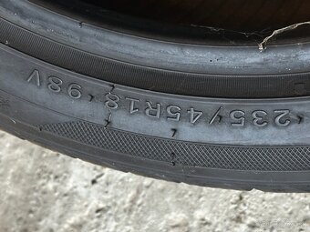 235/45 R18 98V - 6