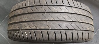 Kleber Dynaxer HP 4 (215/55 R17 94W) - 6