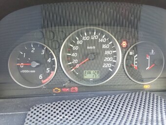 Nissan Xtrail 2,2 d - 6