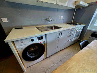 Predaj 1 izbový byt Zehnhaus, Palariková 1 - 6