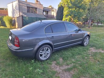 Superb 2.5 TDI automat 120kw. - 6
