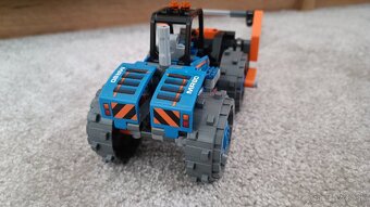 LEGO Technic 42071 - Dozer Compactor - 6