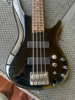 Vymením bassgitaru Ibanez 520 - 6