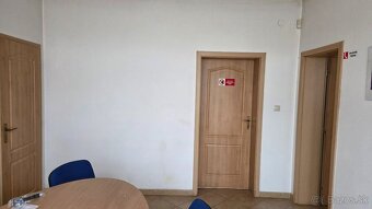 Predám dvere aj s obložkami (zárubňami) - 6
