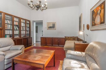 Priestranný 3-izbový byt s historickým šarmom v Starom Meste - 6