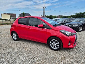 Toyota yaris - 6