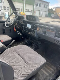 Toyota LandCruiser LX Turbo/1987/4x4 - 6