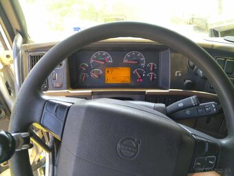 Predám VOLVO FM9 - 6