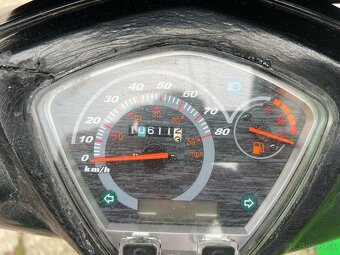 Skúter Kymco 50 - 6