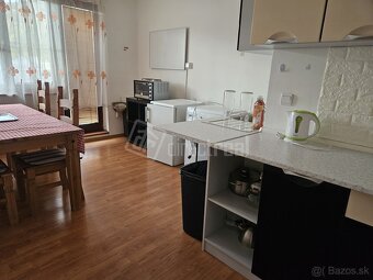 Prenájom - 4-izb. - Veľký priestranný byt v centre… - 6