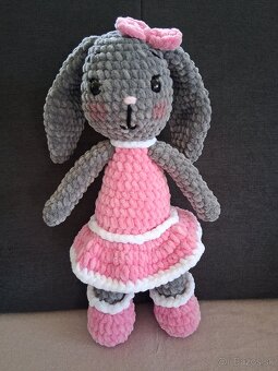 Háčkovaná hračka- zajačica - 6