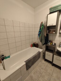 Predám 2 izbový byt 57 m2, obec Hlohovec - 6