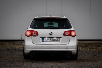 Volkswagen Passat Variant 3.2 V6 4Motion DSG - 6