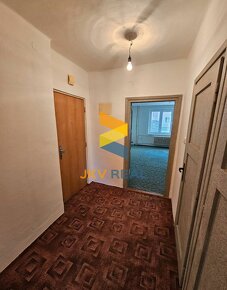 JKV REAL / Predaj 3 - izbového bytu vhodného na rekonštrukci - 6