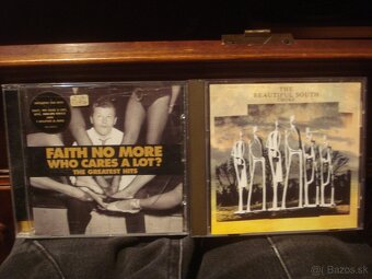 CD N.CAVE B.SOUTH HENDRIX OLDFIELD RAMONES CLASH S.MINDS REM - 6