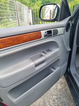 Volkswagen Touareg 3.0 TDI 165kW - 6