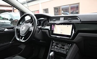 Volkswagen Touran Highline - 6