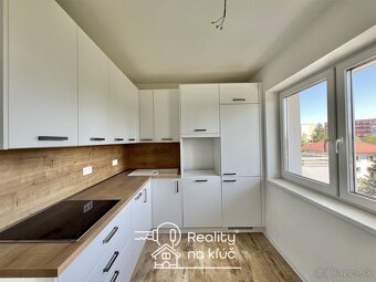 Na prenájom moderný, zrekonštruovaný 1-izbový byt s balkónom - 6