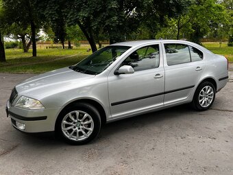 Škoda octavia Combi 1.9 Tdi 77 kW Elegance - 6