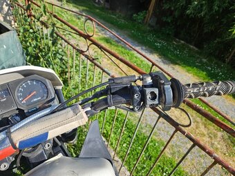 Kawasaki KLR 600 - 6