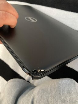 Dell latitude 5840 - 6