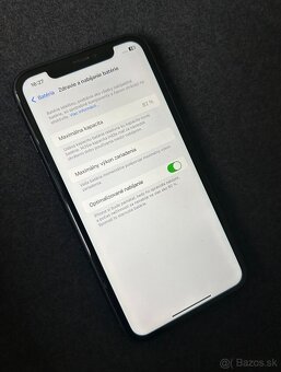 iPhone XR 64GB black - 6