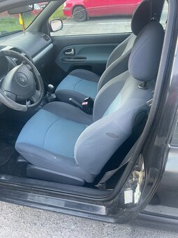 Renault Clio 1.4 16v 72kw - 6