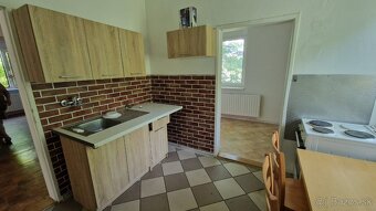 RODINNÝ DOM V PERFEKTNEJ LOKALITE ZLATE MORAVCE - 6