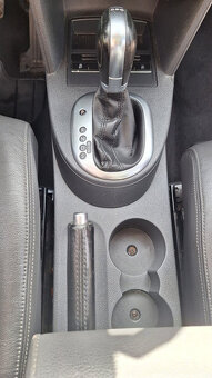 7m VW Touran, 2.0tdi, DSG, KOŽA, KAM, LED, WEBASTO - 6